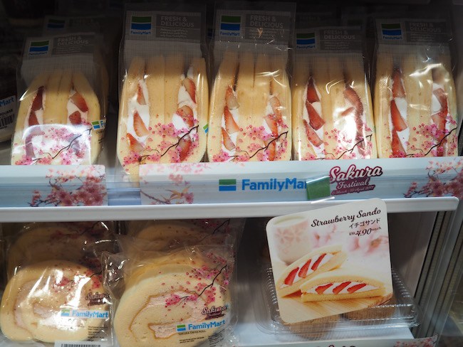 Ini 10 Makanan Menu Family Mart Malaysia Wajib Anda Cuba 