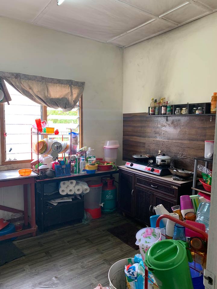 Bajet Hanya RM200 Wanita Ini Kongsi Caranya Deco Dapur 