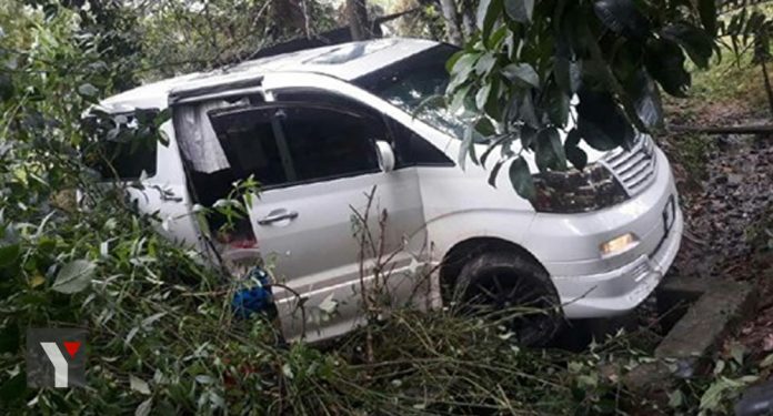 Vellfire Kena Tembak Polis