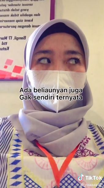 [VIDEO] Niat Gurau Pijak Kasut Sebelum Masuk Mahkamah, Pasangan Ini Tak Jadi Bercerai