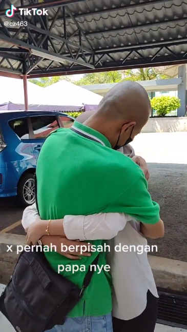 Tak Pernah Berpisah, Reaksi Ayah Berat Hati Nak Lepaskan Anak Sambung Belajar Undang Sebak Ramai