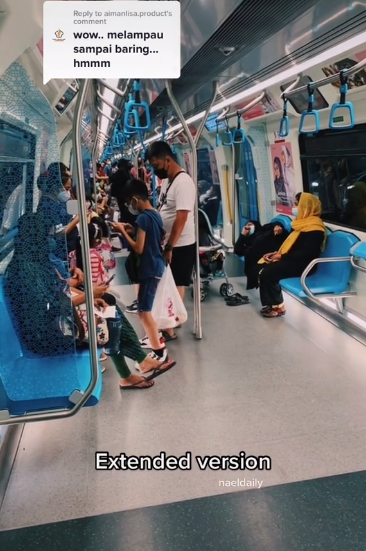 “Mungkin Dia Tak Sihat” Aksi Wanita Selamba Baring Dalam MRT, Ini Reaksi Netizen
